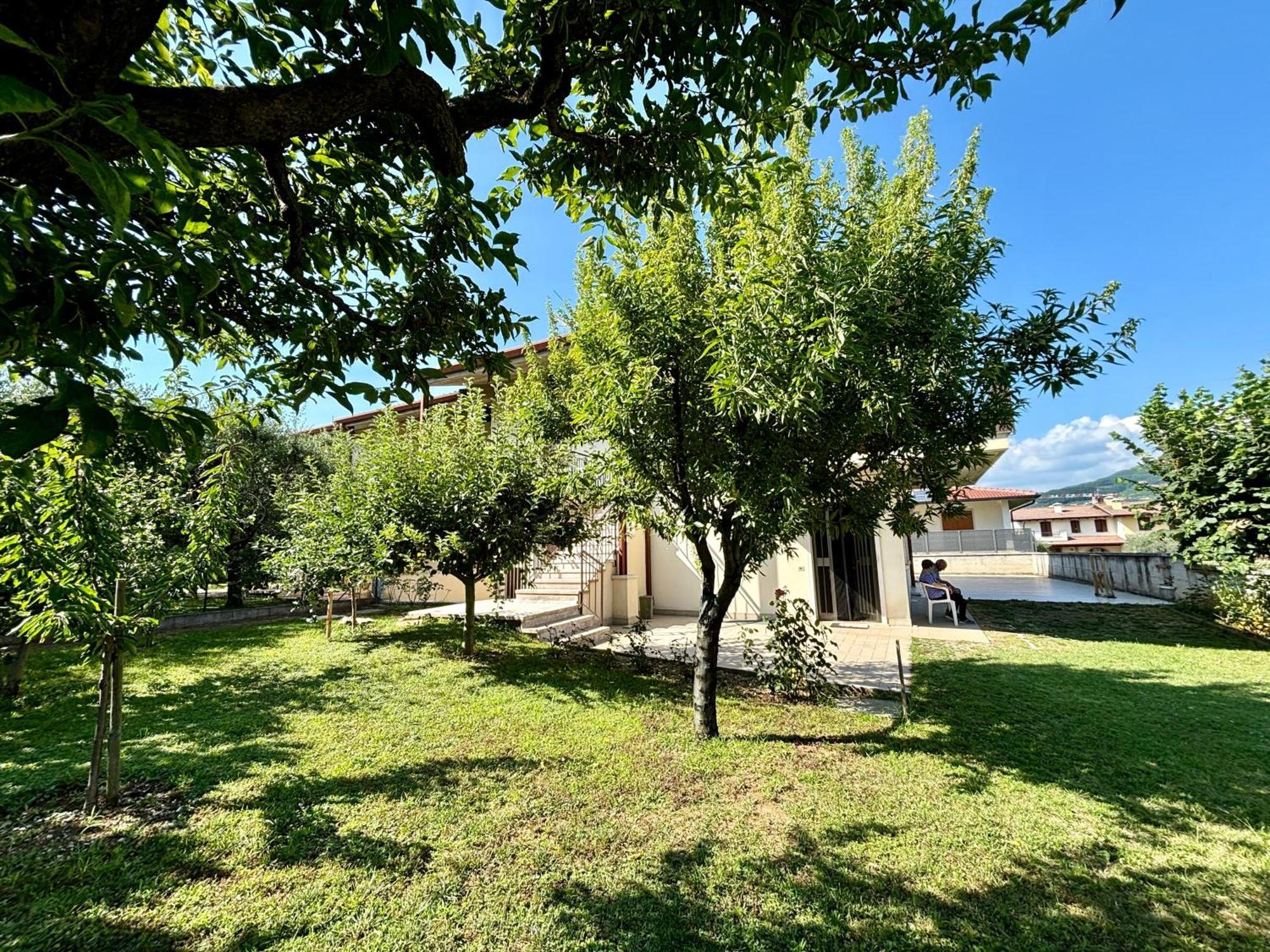 Casa Aurelio 2 Min Dall'Ospedale Negrar Exterior foto